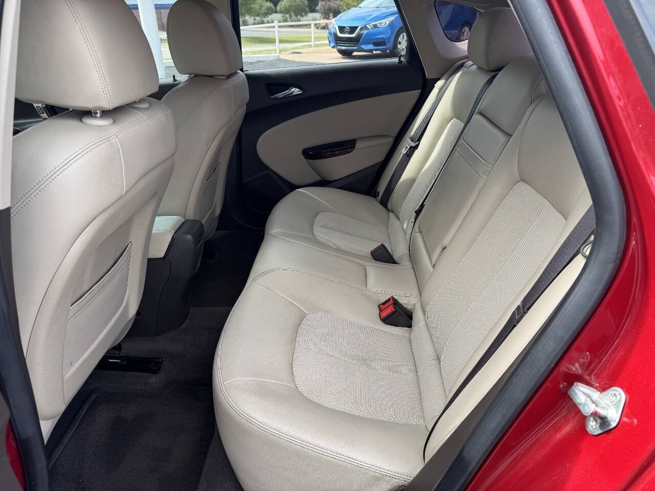Used 2012 Buick Verano Convenience FWD image 18