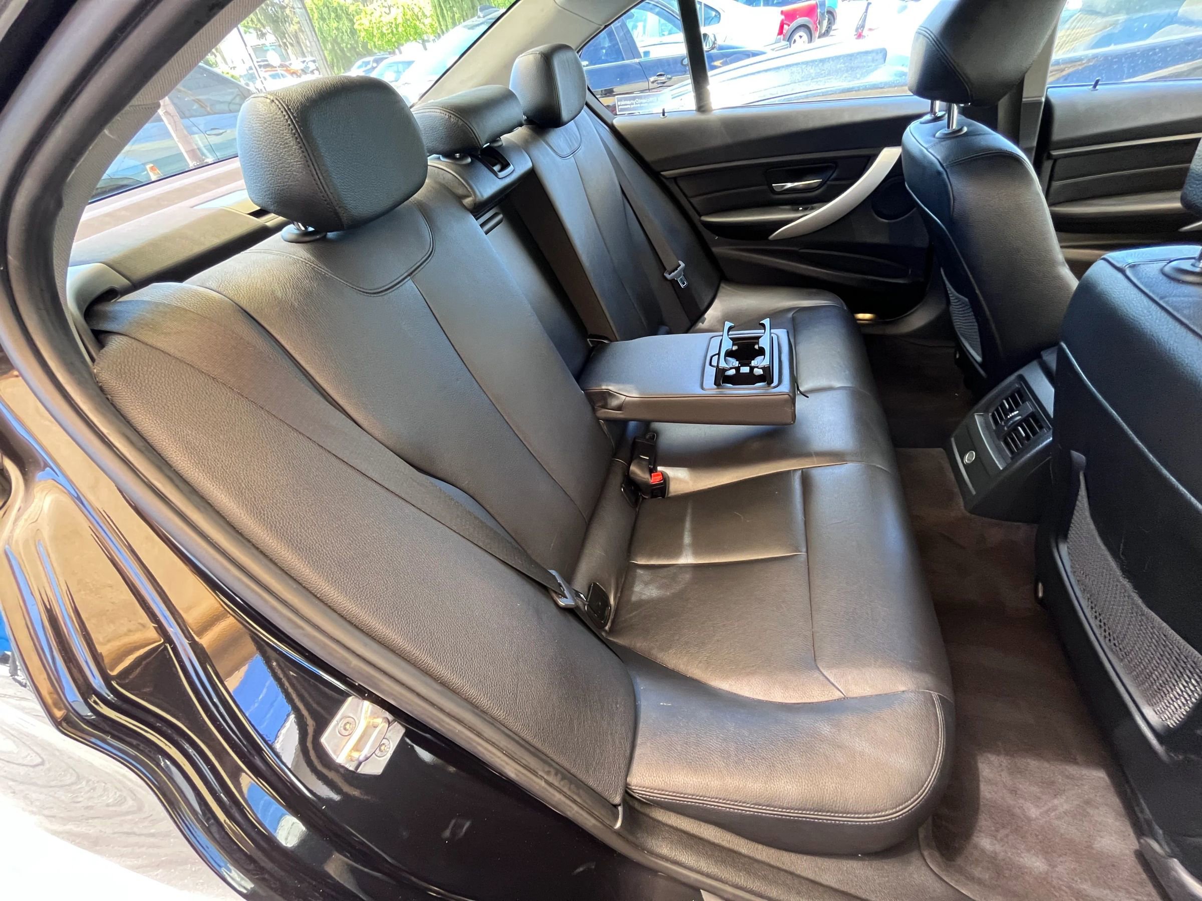 Used 2013 BMW 328i Sedan RWD image 17