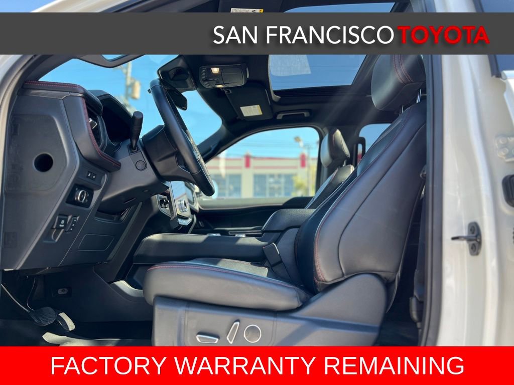 Used 2024 Ford Expedition Limited image 11