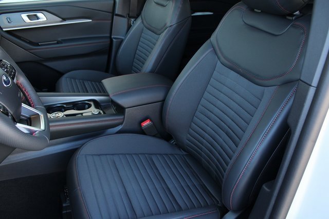 New 2026 Ford Explorer ST-Line image 17