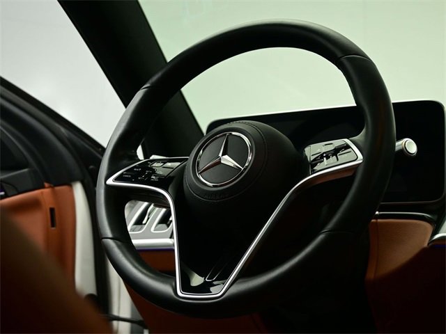 Used 2022 Mercedes-Benz S 500 S 500 image 13