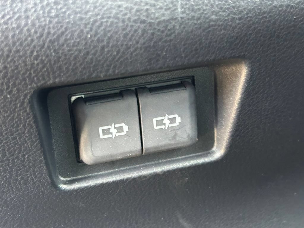 Used 2024 Lexus GX 550 w/ Accessory Package (Z1) AWD/4WD image 25