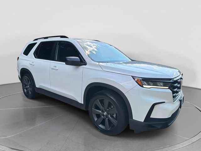 Certified 2025 Honda Pilot Sport image 9