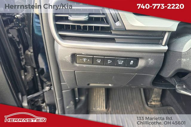 Used 2024 Kia Telluride EX X-Line AWD/4WD image 17
