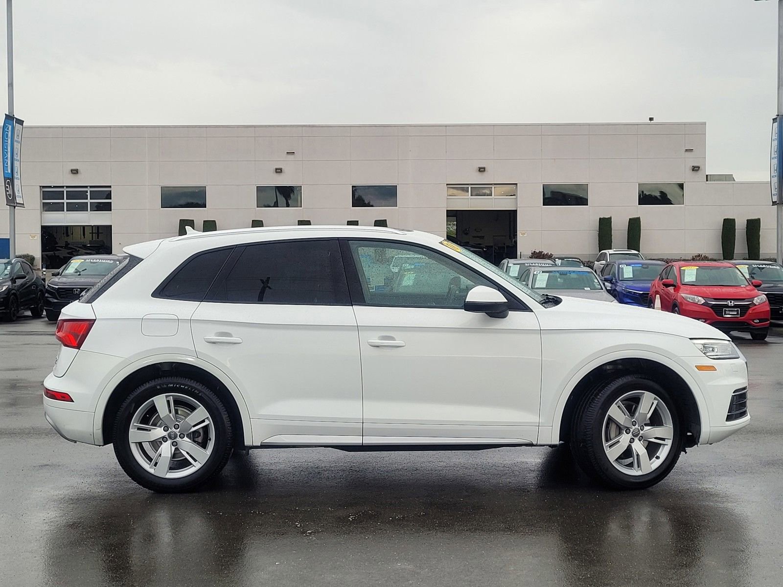 Used 2018 Audi Q5 2.0T Premium w/ Convenience Package image 4