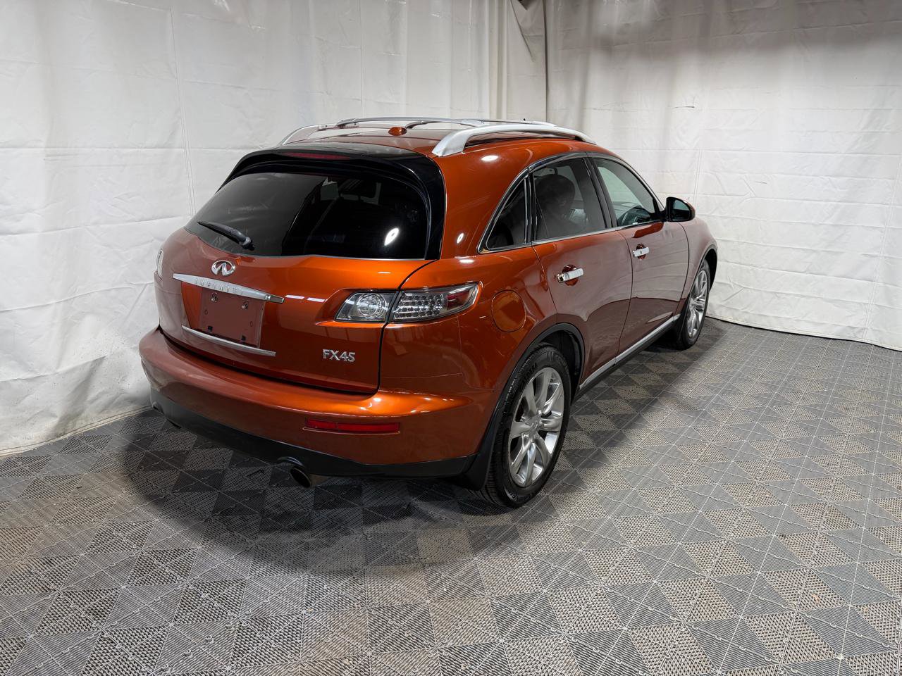 Used 2008 INFINITI FX45 AWD w/ Technology Pkg image 6