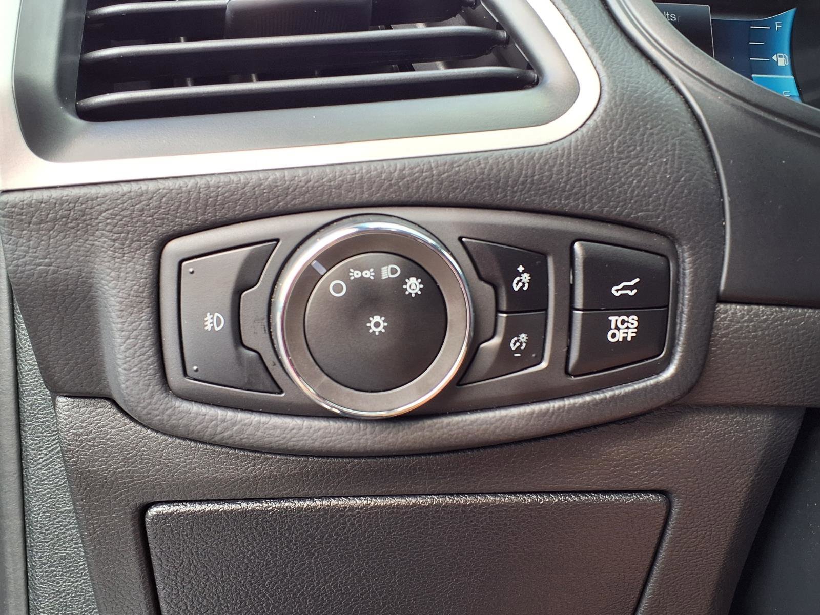 Used 2024 Ford Edge ST-Line image 21