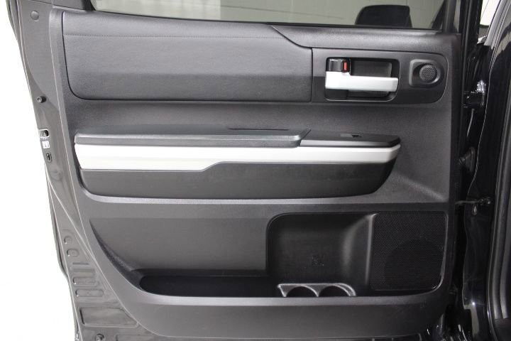 Used 2020 Toyota Tundra SR5 w/ SR5 Upgrade Package image 20