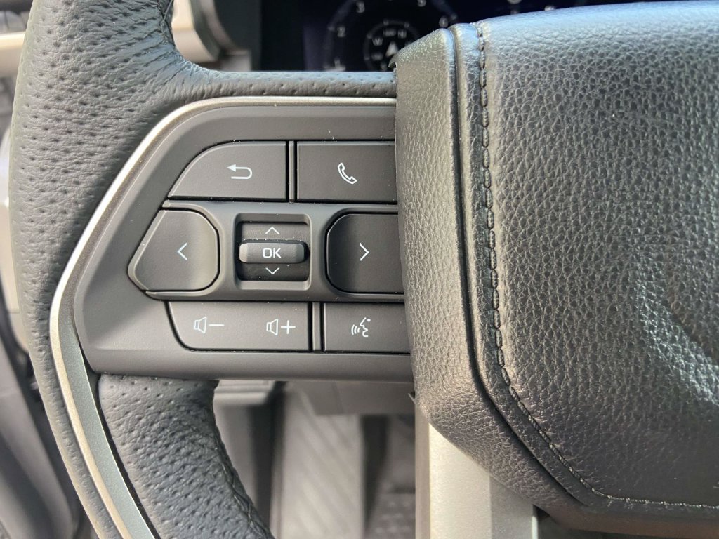 Used 2025 Toyota Tacoma TRD Sport RWD image 31