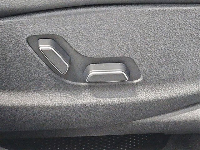 Used 2026 Genesis GV70 2.5T Select image 26