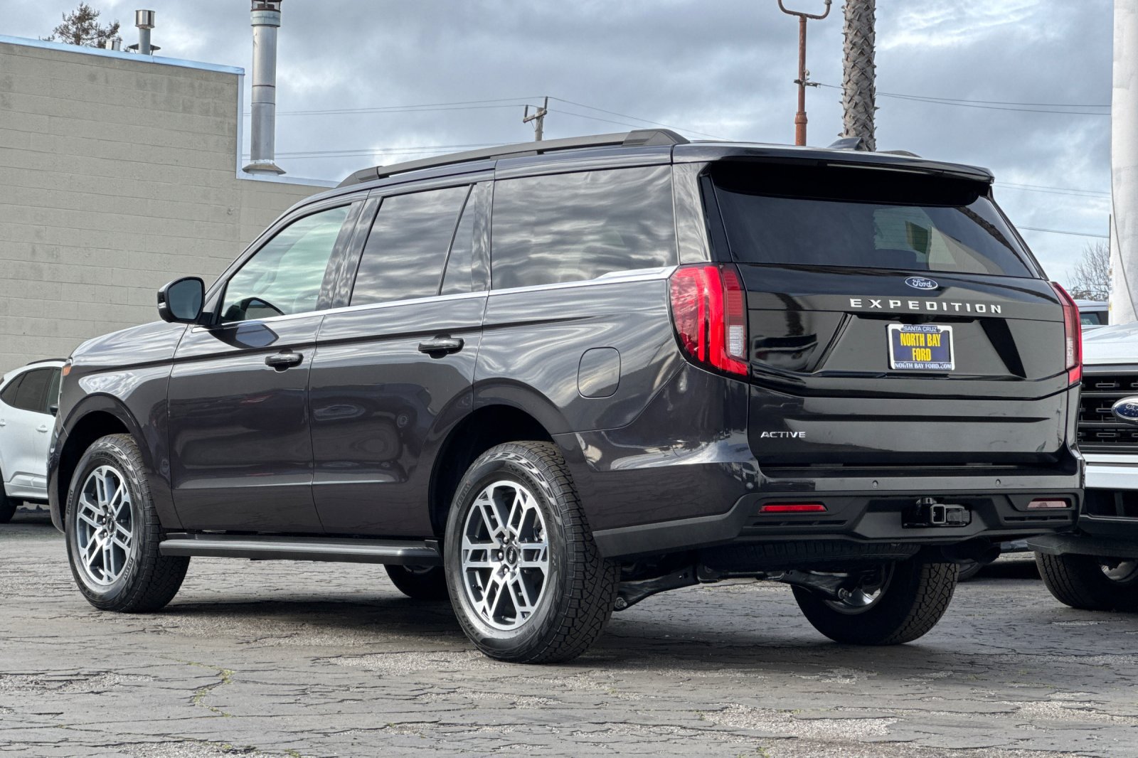 New 2026 Ford Expedition Active AWD/4WD image 6