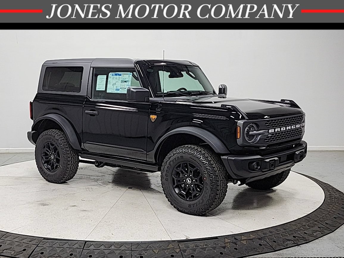 New 2026 Ford Bronco Badlands AWD/4WD image 1