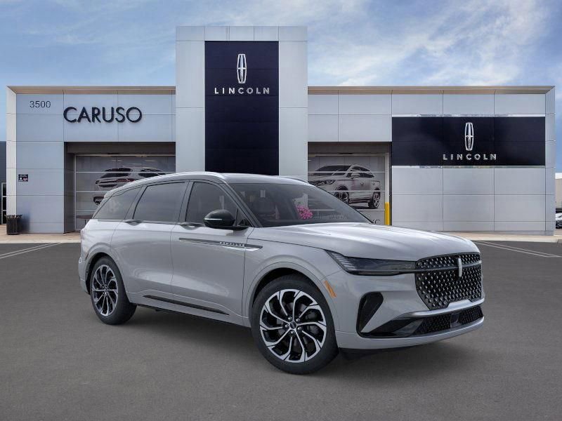 New 2026 Lincoln Nautilus Reserve image 7