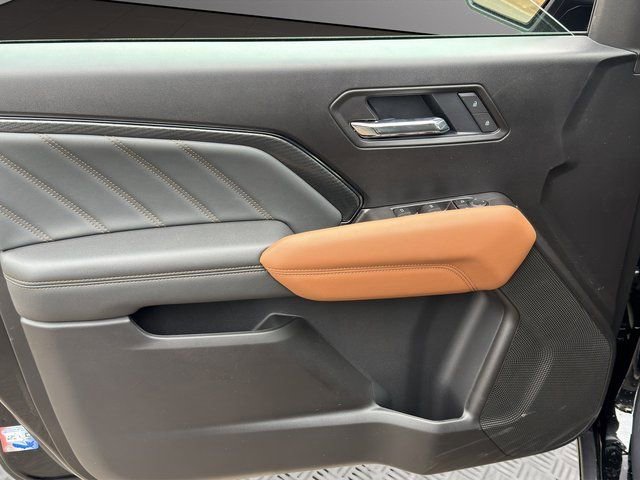 New 2026 GMC Canyon AT4 image 13