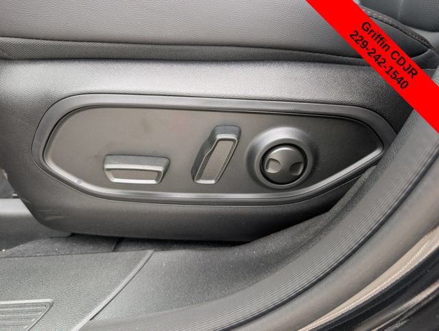 New 2026 Jeep Cherokee Limited AWD/4WD image 16