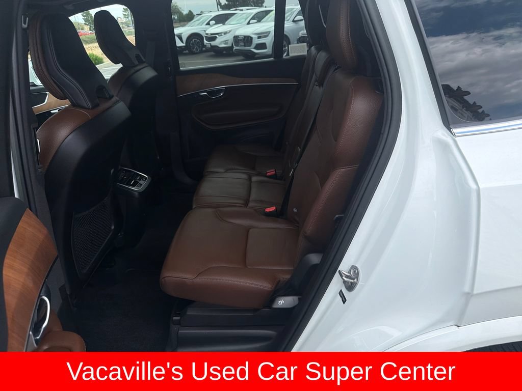 Used 2023 Volvo XC90 B6 Plus AWD/4WD image 23