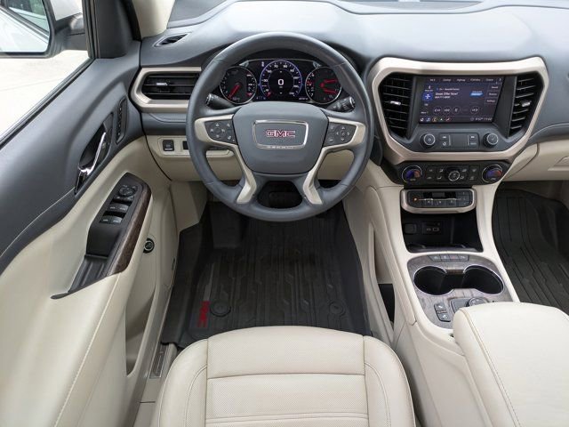 Used 2020 GMC Acadia Denali w/ Technology Package image 14