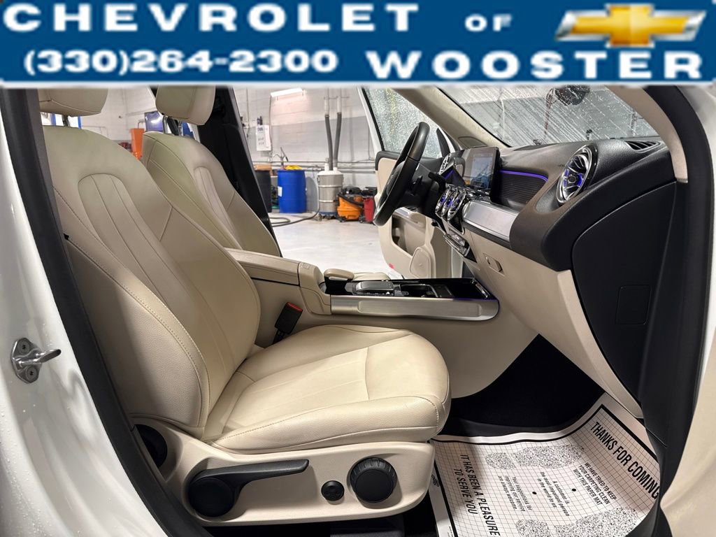 Used 2022 Mercedes-Benz EQB 300 4MATIC image 27