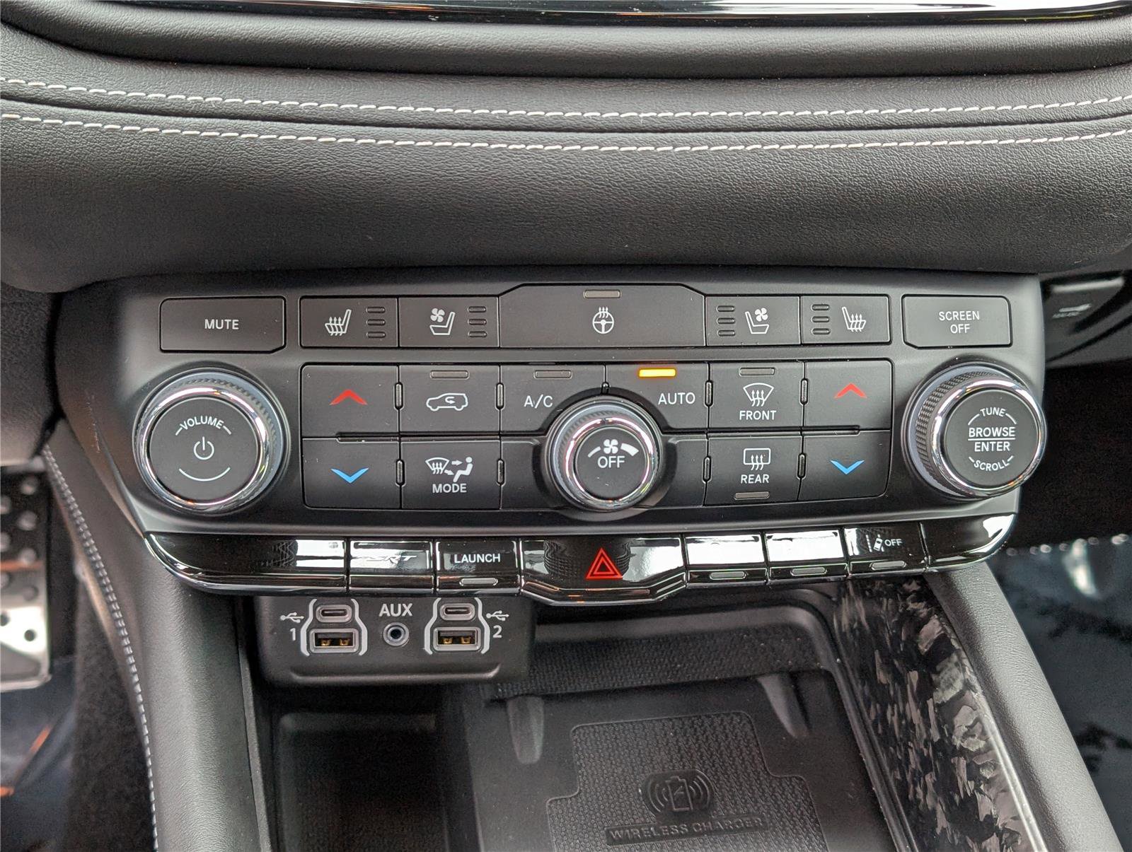 Used 2024 Dodge Durango SRT image 30