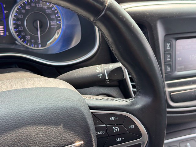 Used 2017 Chrysler 200 LX FWD image 25