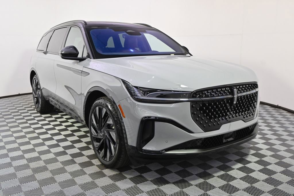 New 2026 Lincoln Nautilus Reserve AWD/4WD image 9