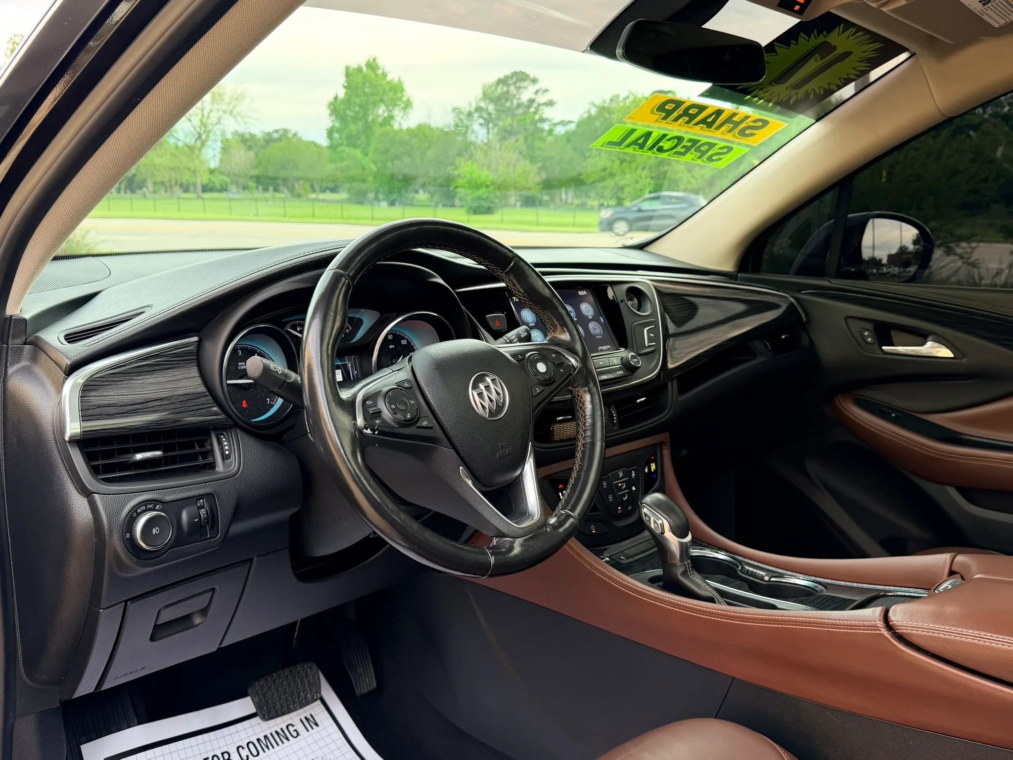 Used 2017 Buick Envision Essence image 9