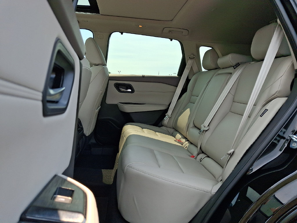 Certified 2023 Nissan Rogue SL AWD/4WD image 11