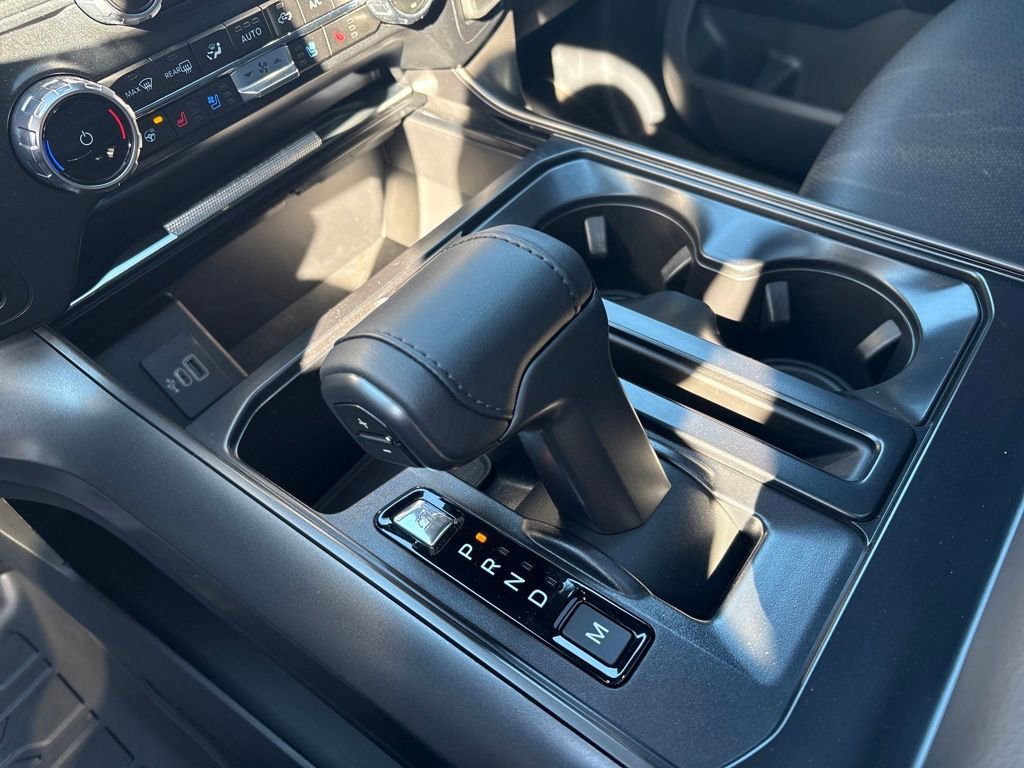 Used 2025 Ford F150 Lariat w/ Equipment Group 501A Mid image 19