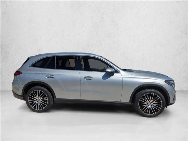 Certified 2023 Mercedes-Benz GLC 300 image 4