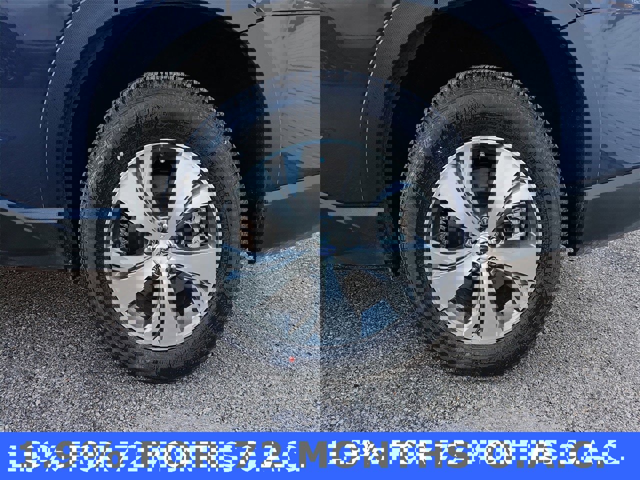 Used 2025 Subaru Ascent Premium image 34