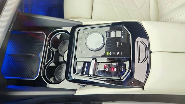 Used 2024 BMW 530i image 50