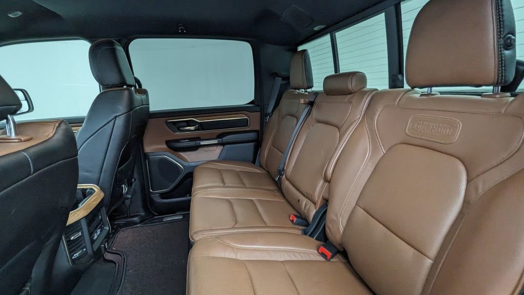 Used 2022 RAM 1500 Limited w/ Body Color Bumper Group AWD/4WD image 33