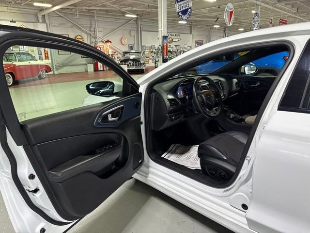 Used 2015 Chrysler 200 S w/ Navigation & Sound Group I AWD/4WD image 14