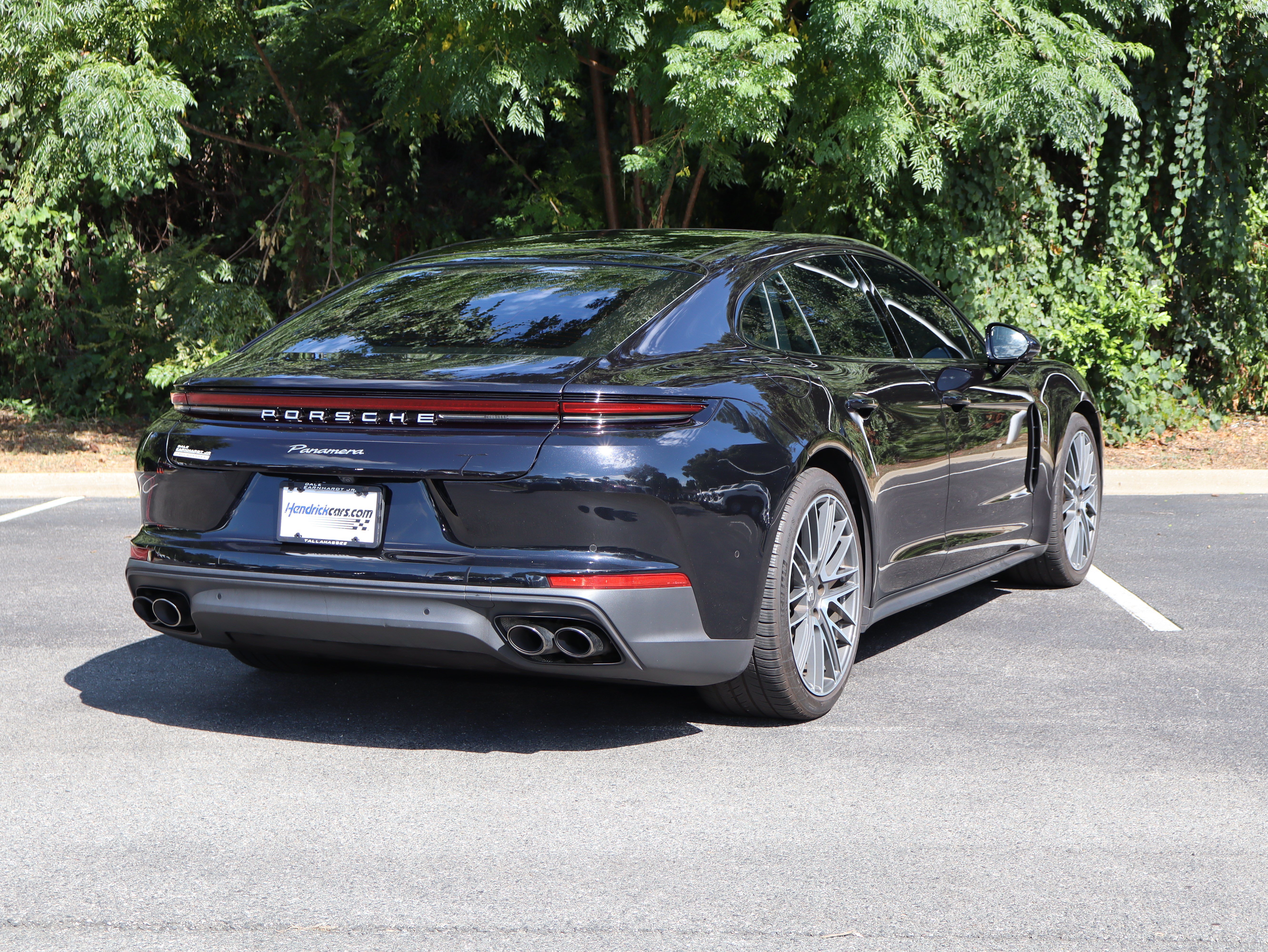 Used 2024 Porsche Panamera 4 AWD/4WD image 9