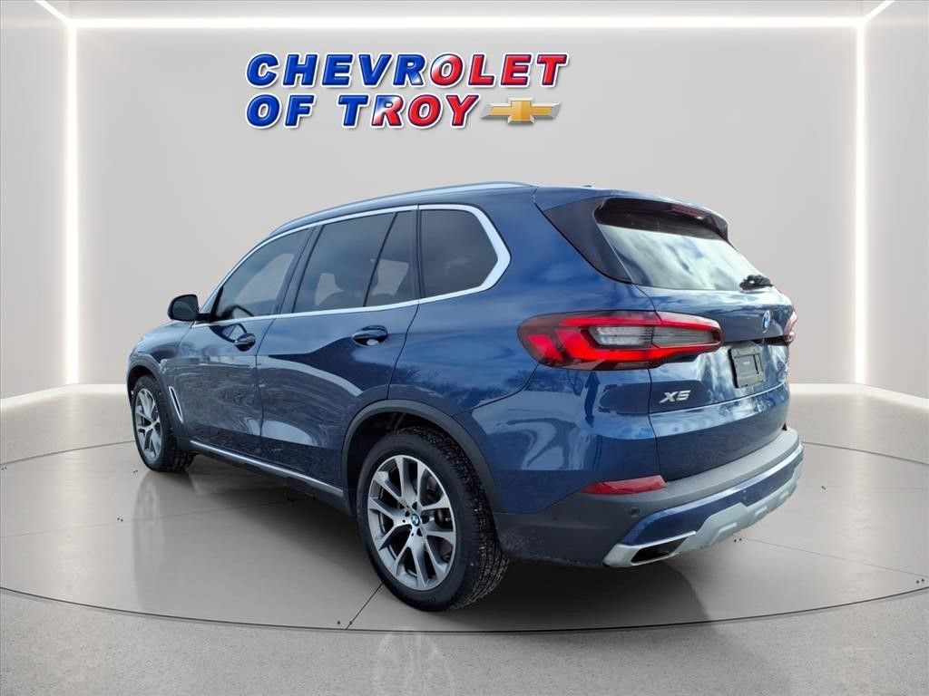 Used 2022 BMW X5 xDrive40i AWD/4WD image 7