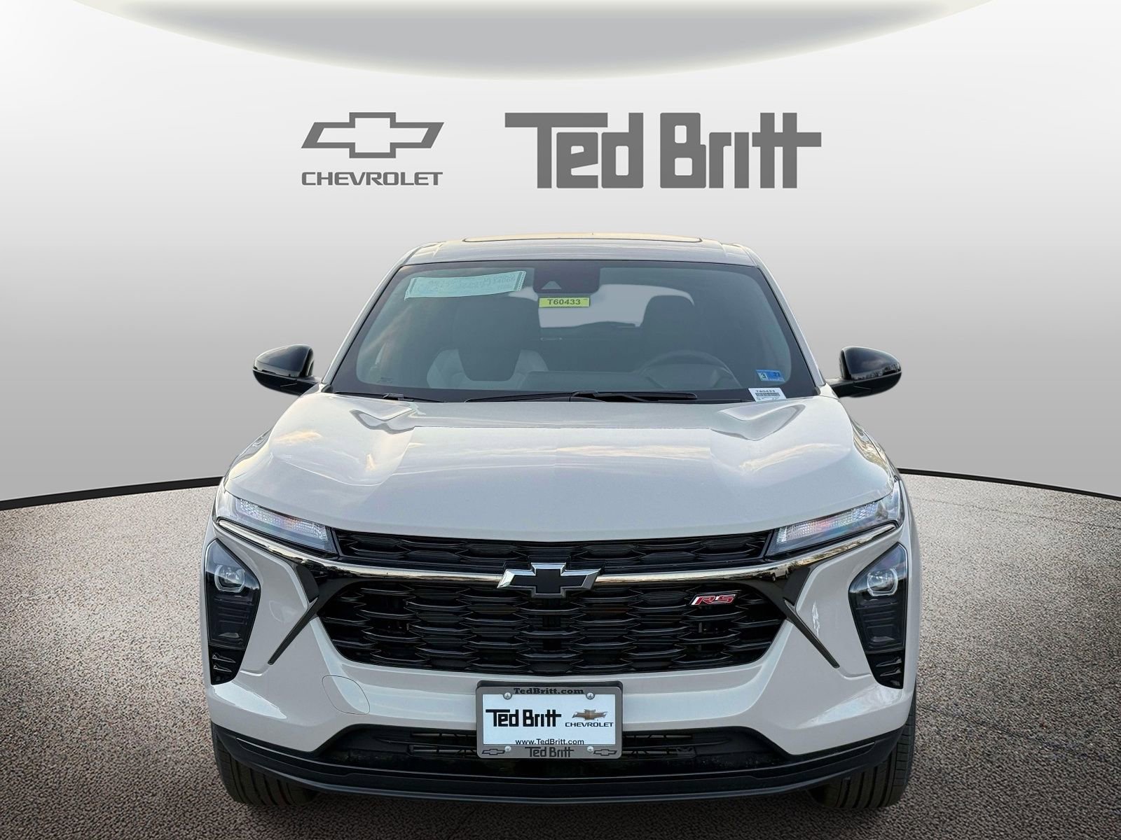New 2026 Chevrolet Trax RS w/ Sunroof Package FWD image 2