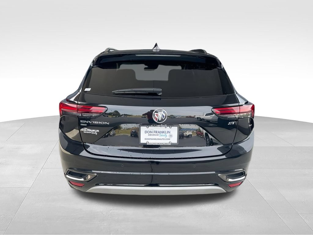 Used 2023 Buick Envision Essence w/ Sport Touring Package AWD/4WD image 7
