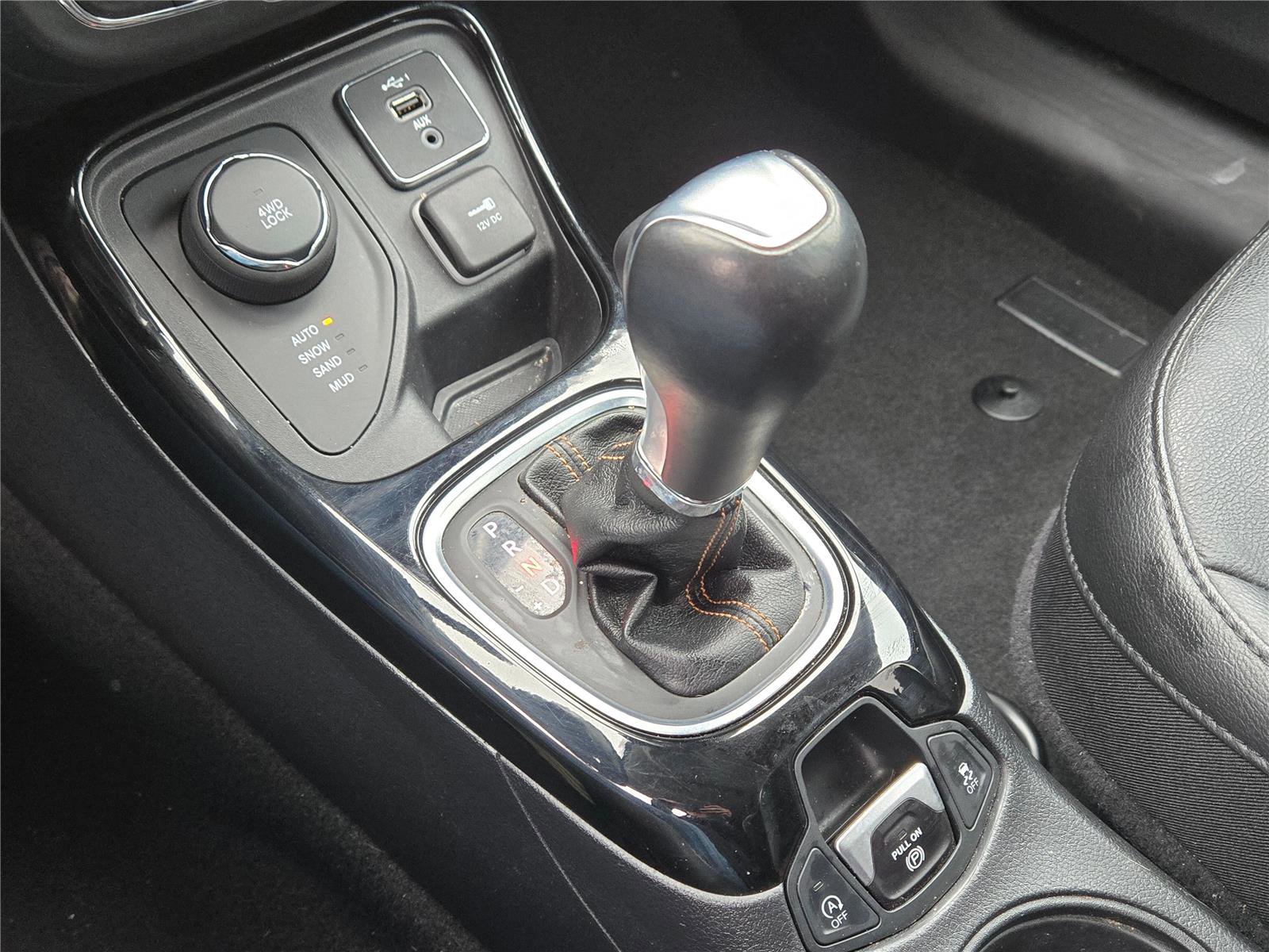 Used 2021 Jeep Compass Limited AWD/4WD image 21
