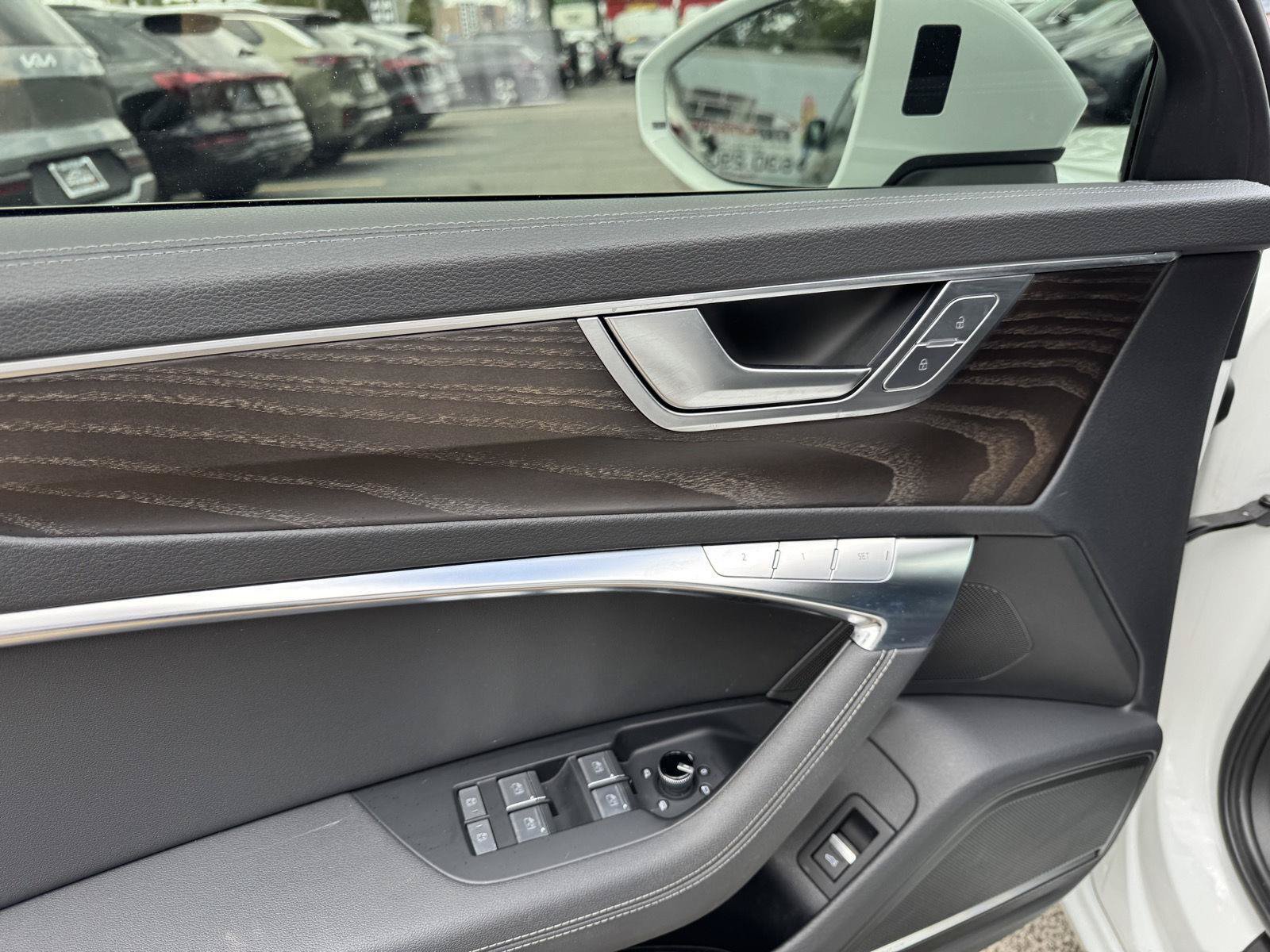 Used 2019 Audi A6 2.0T Premium Plus w/ Premium Plus Package AWD/4WD image 18