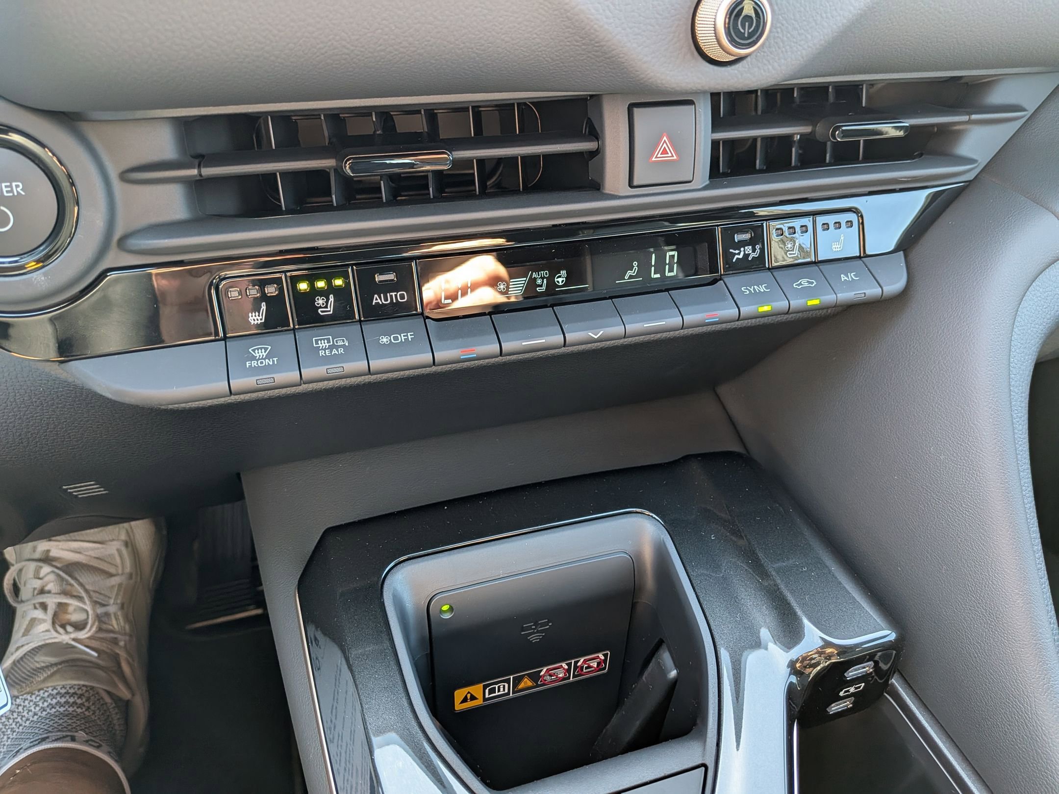 New 2026 Toyota Crown Platinum image 17