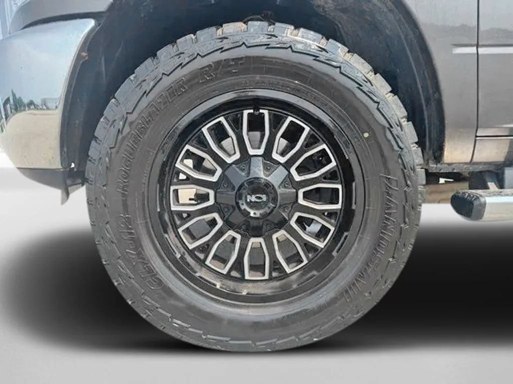 Used 2018 RAM 2500 Tradesman w/ Chrome Appearance Group AWD/4WD image 30