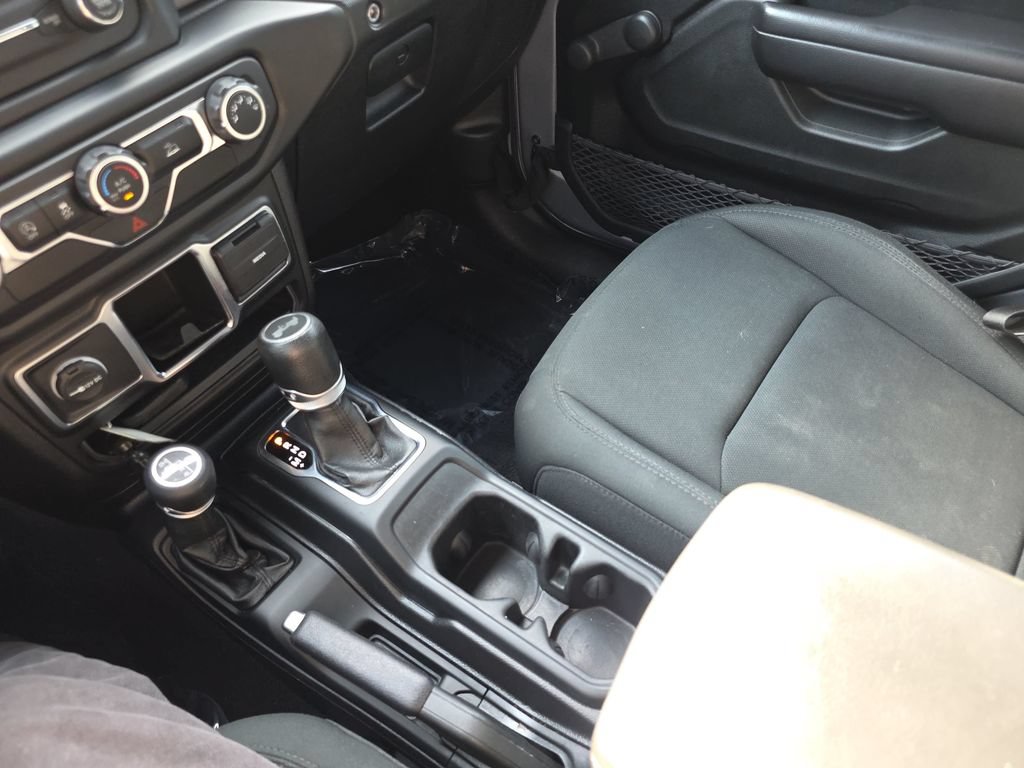 Used 2021 Jeep Wrangler Unlimited Sport AWD/4WD image 24