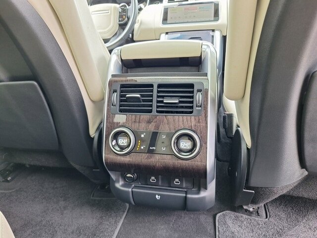 Used 2022 Land Rover Range Rover Sport HSE Silver Edition image 31
