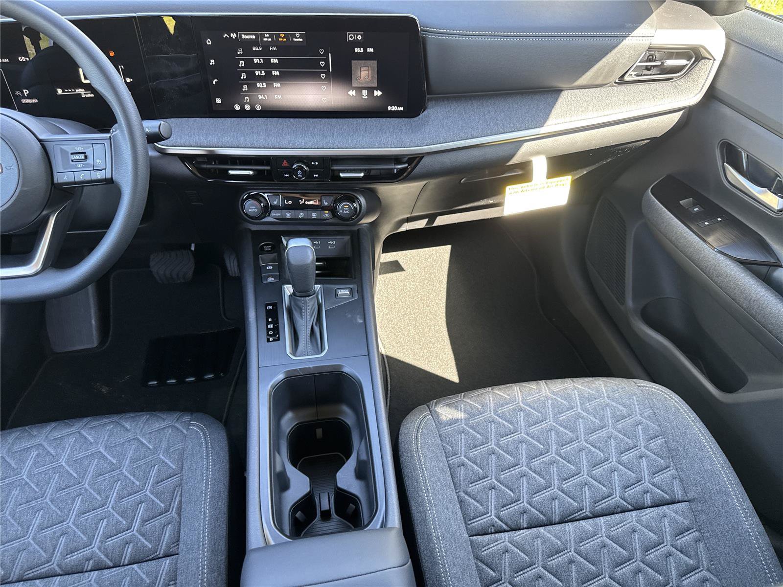 New 2026 Nissan Kicks SV w/ SV Premium Package FWD image 16