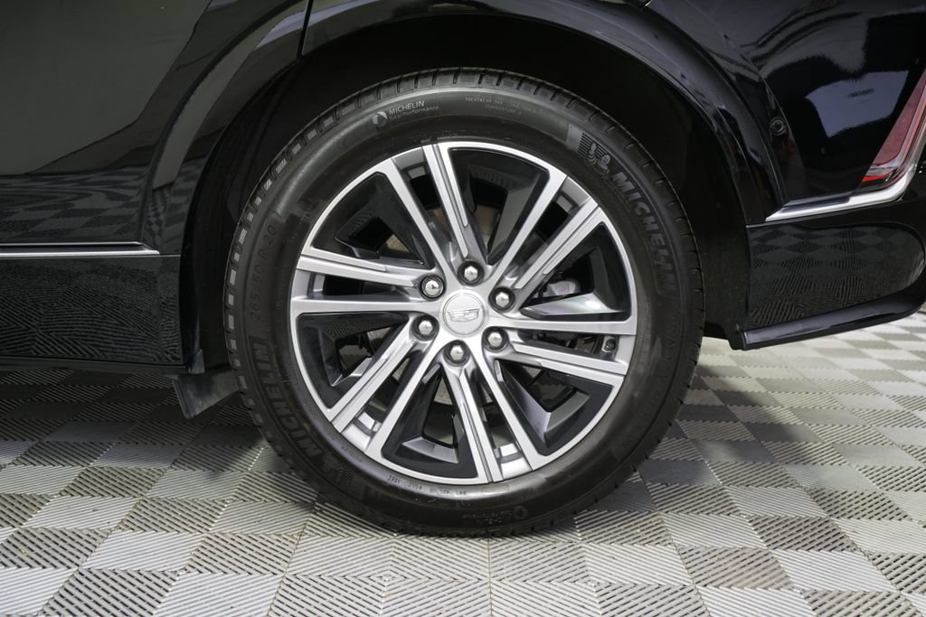 Certified 2024 Cadillac Lyriq Luxury w/ LPO, Floor Liner Package AWD/4WD image 20