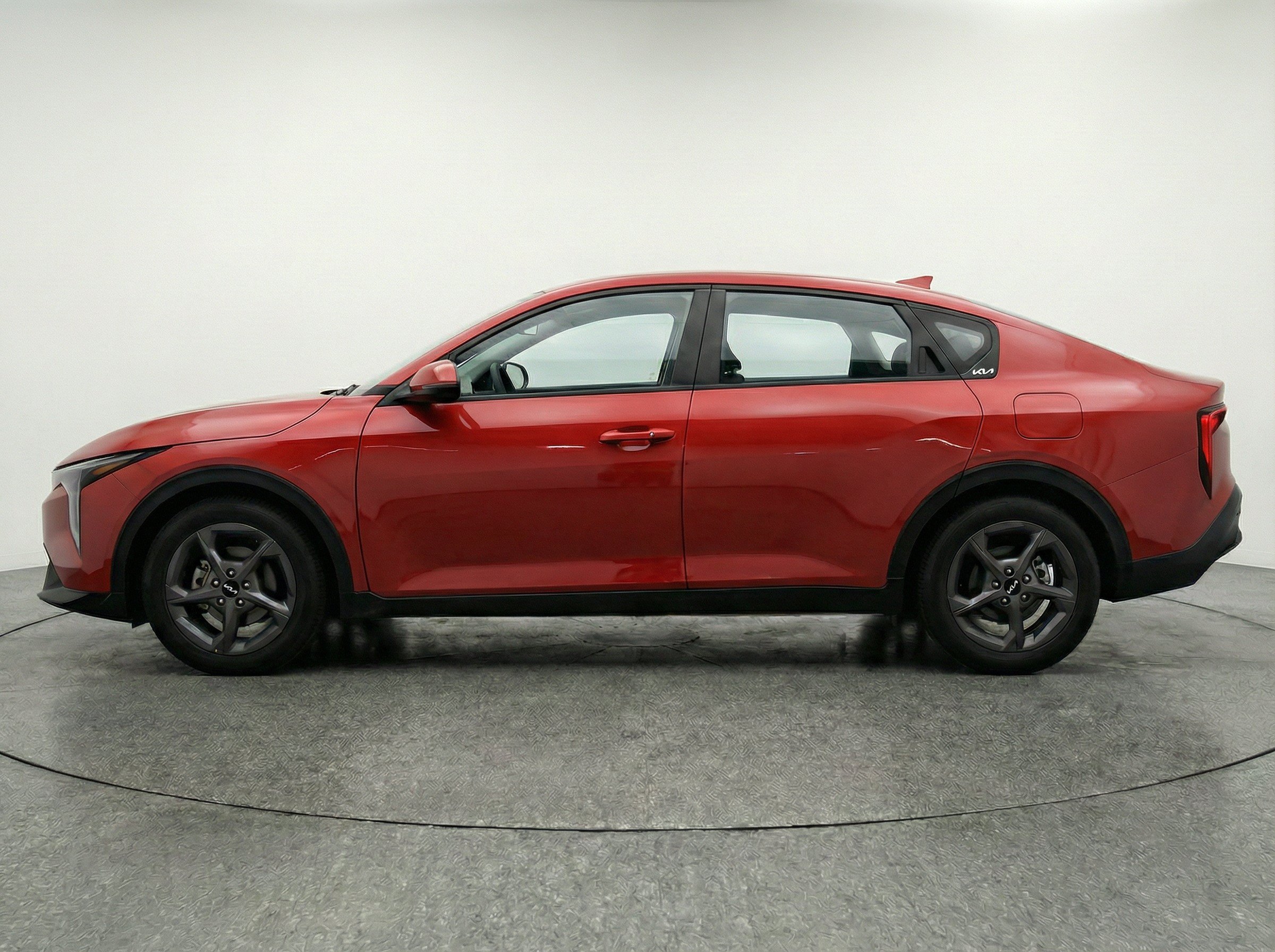 Used 2025 Kia K4 FWD image 5
