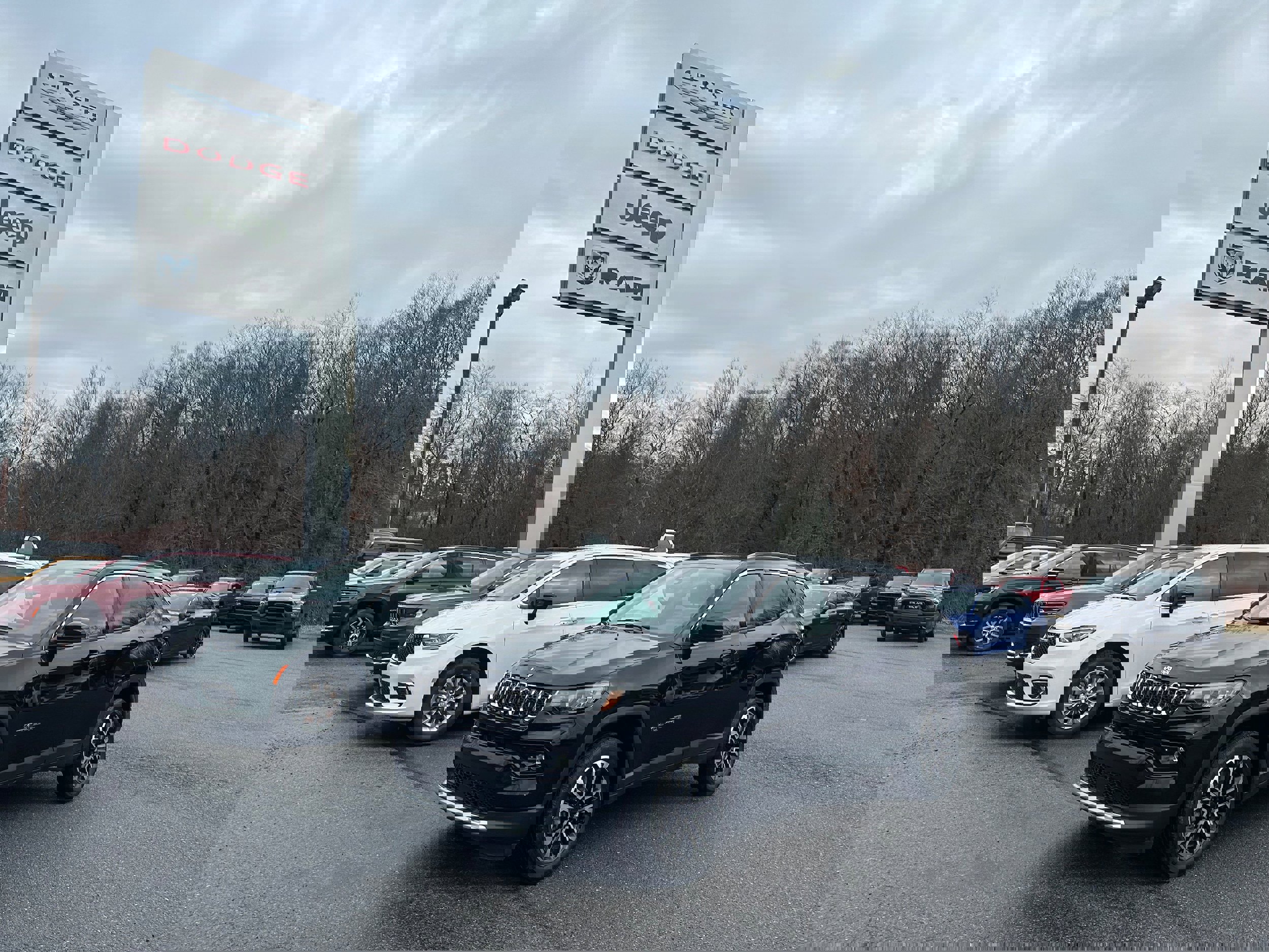 Used 2024 Jeep Compass Limited w/ Sun and Sound Group