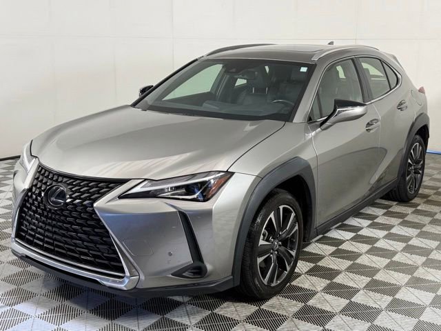 Used 2021 Lexus UX 200 w/ Premium Package FWD image 2