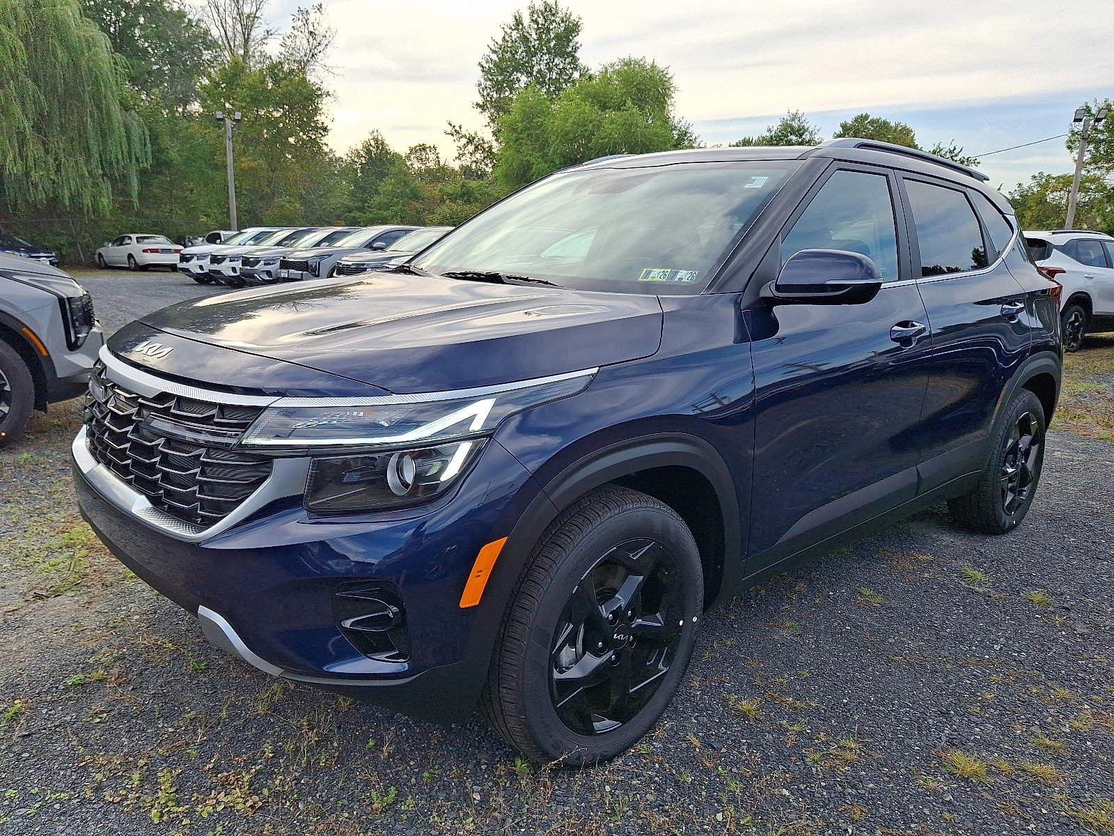 New 2026 Kia Seltos EX w/ EX Sunroof Package image 2