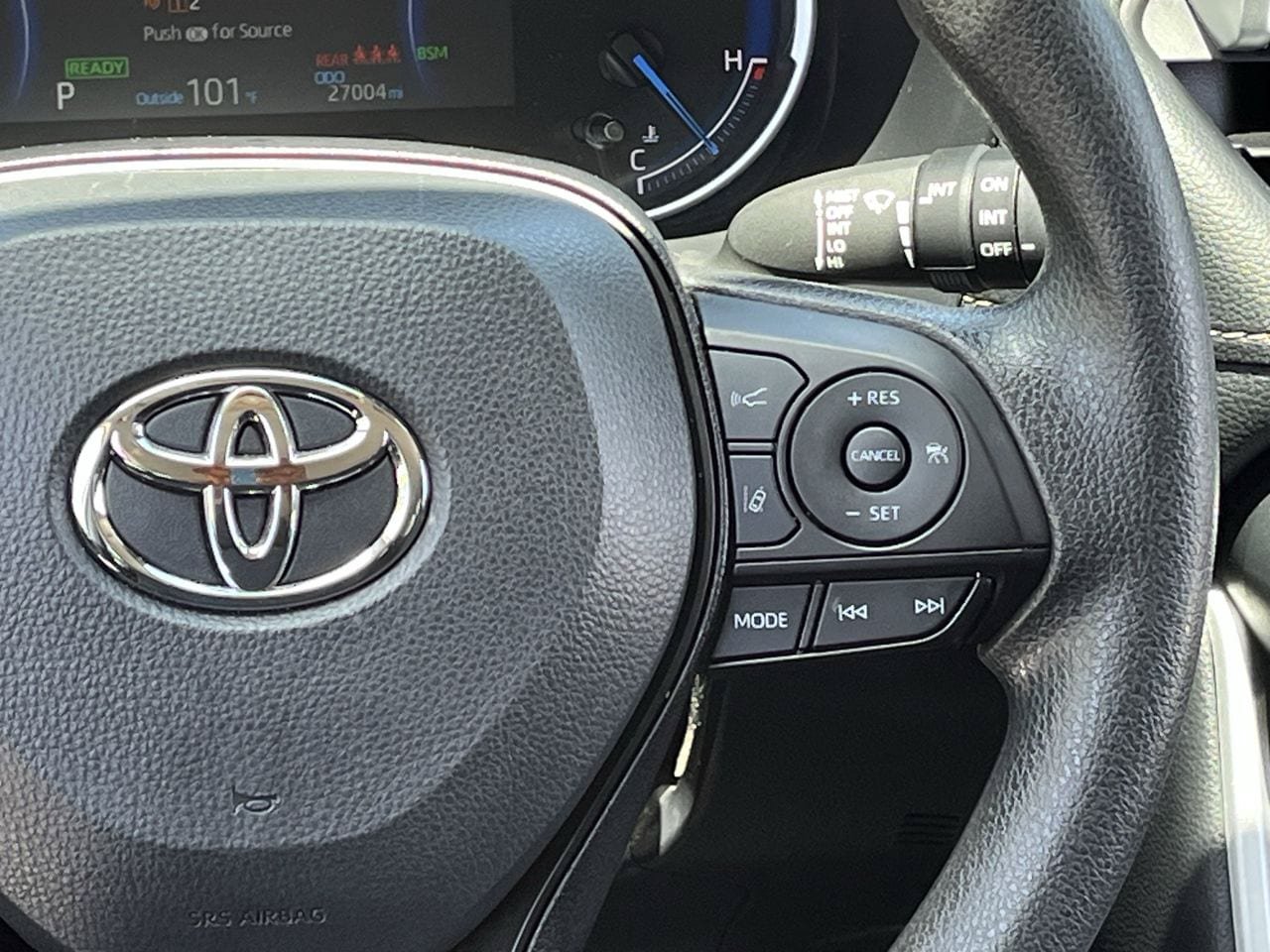 Used 2025 Toyota RAV4 XLE AWD/4WD image 14